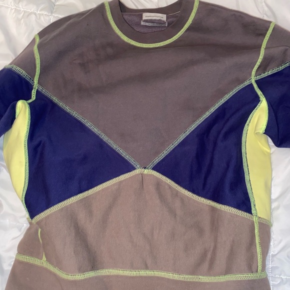 NWOT Urban Outfitters crewneck sweater - Picture 2 of 3